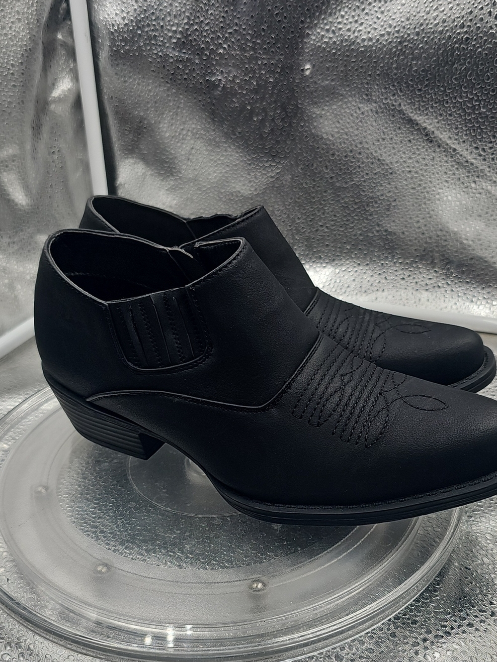 G Black Cowgirl Shoe Size 7. - Picture 1 of 4